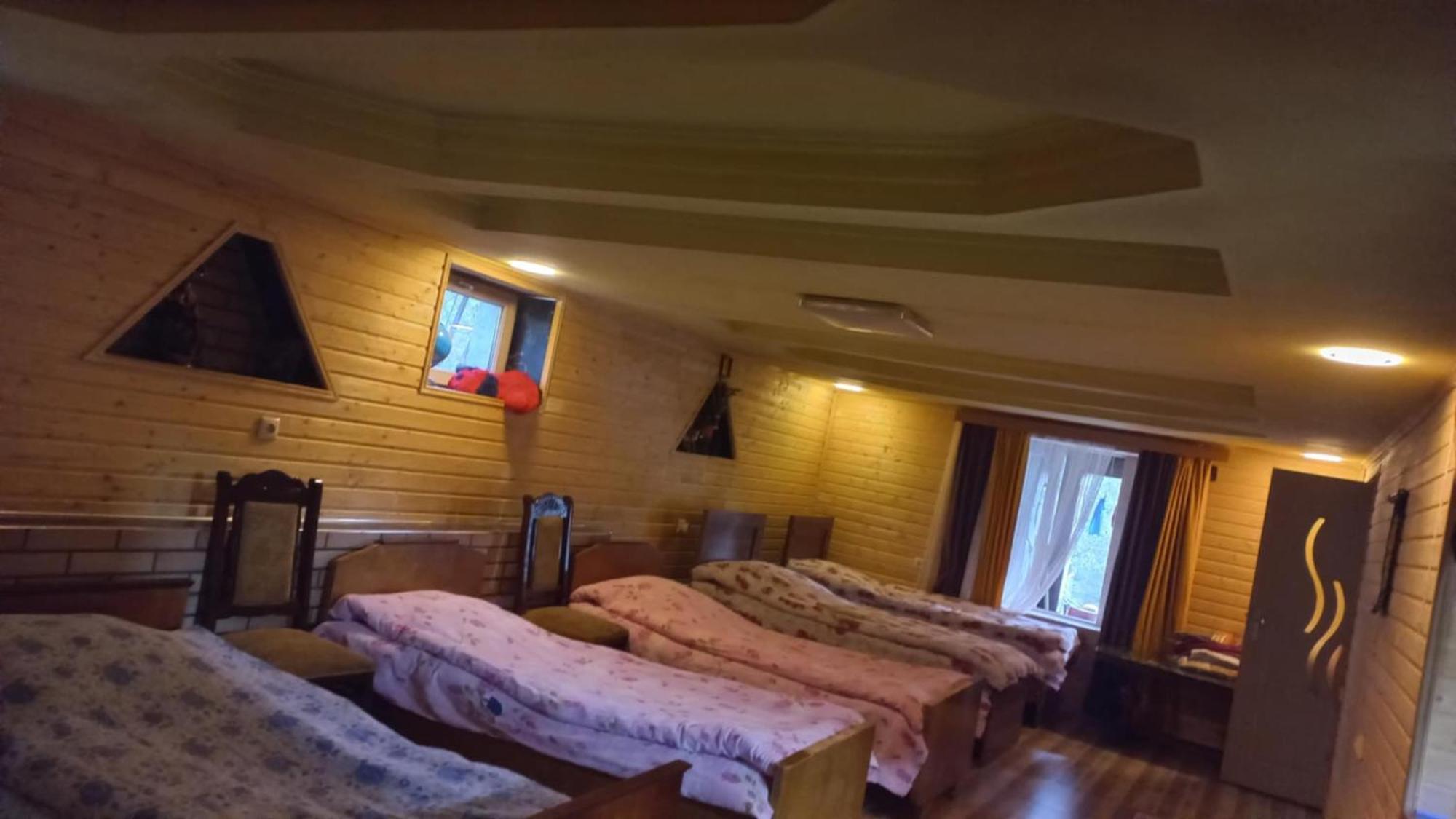 Bezengi Guest House Lalkhori 외부 사진